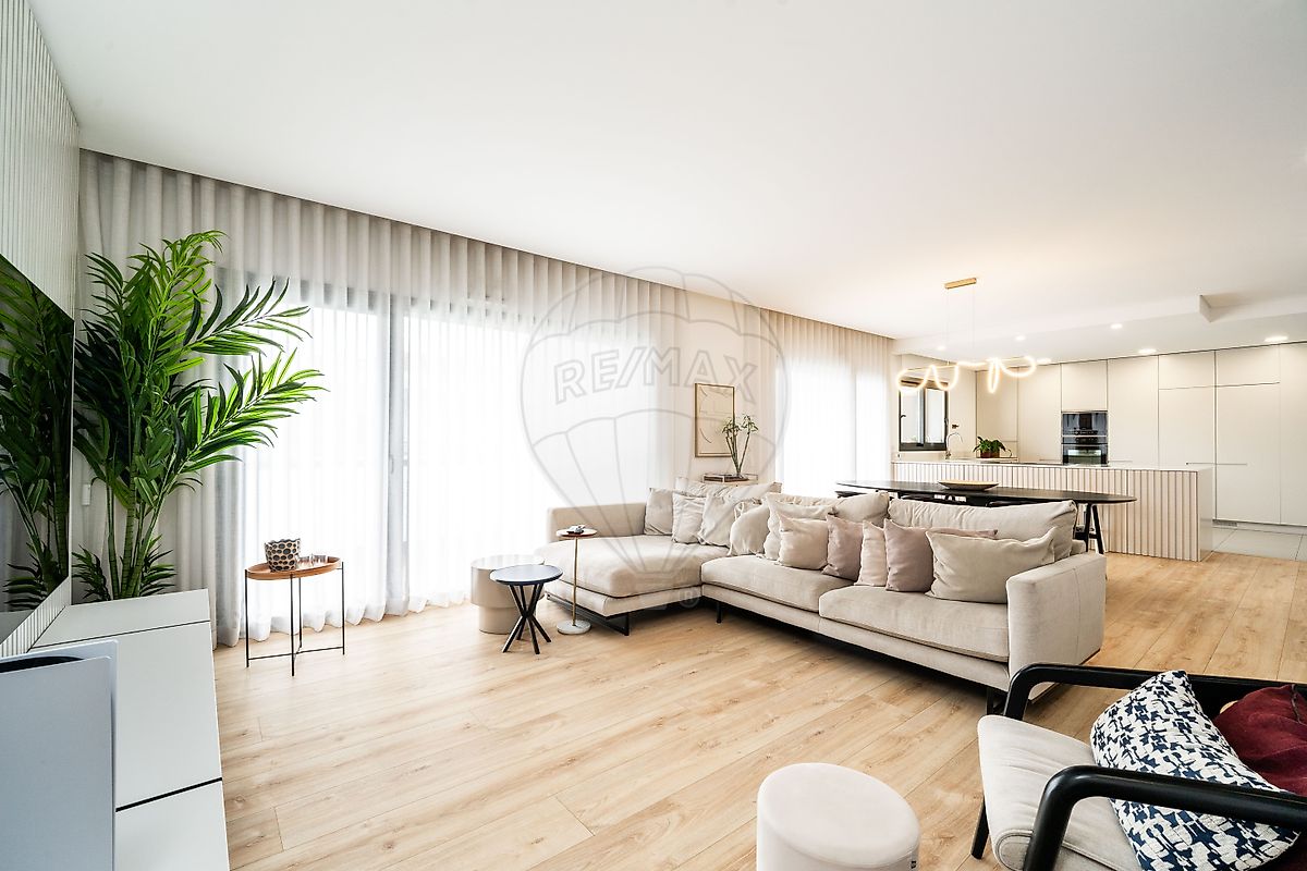 Apartamento T4 à venda em Leiria