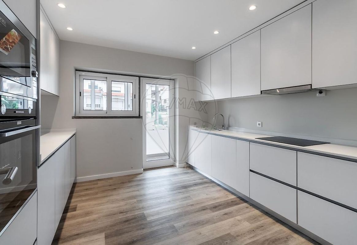 Duplex T4 à venda em Leiria