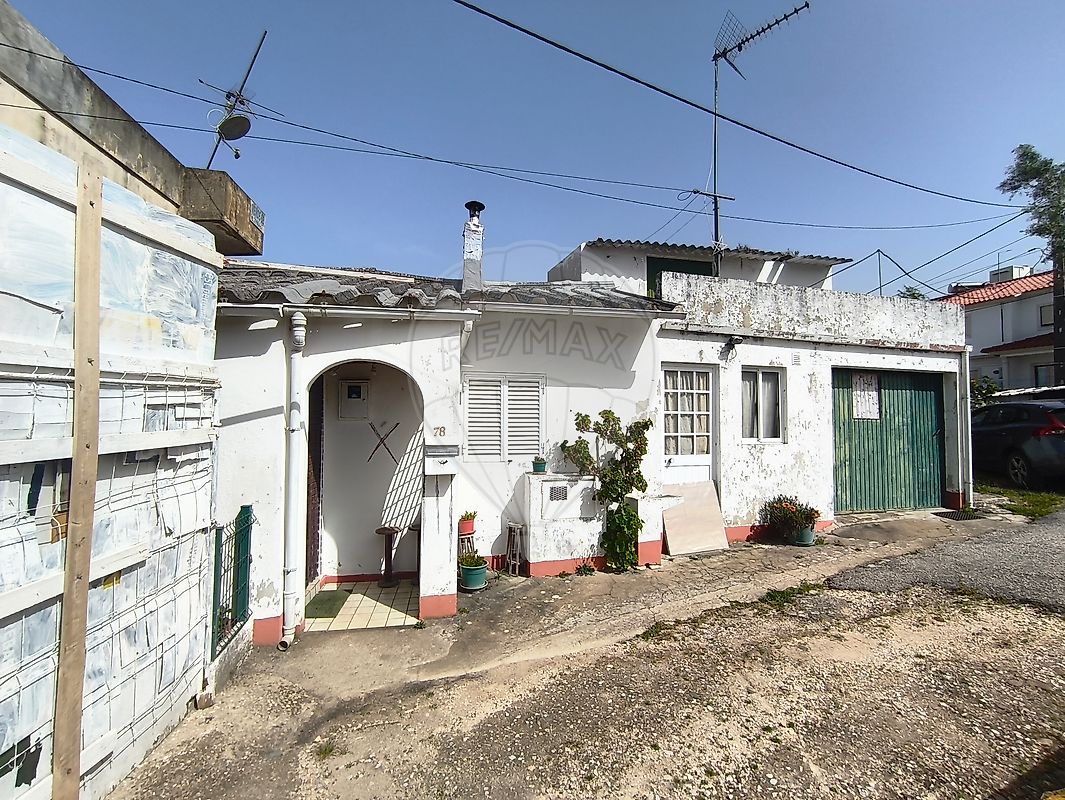 Moradia T2 à venda em Leiria