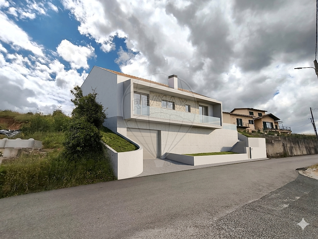 Terreno - Golpilheira, Batalha, Leiria
