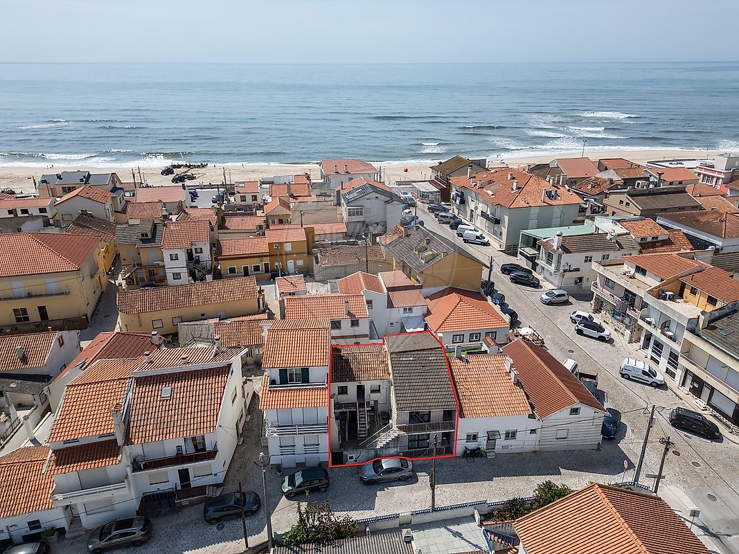 Apartamento T6 à venda em Marinha Grande