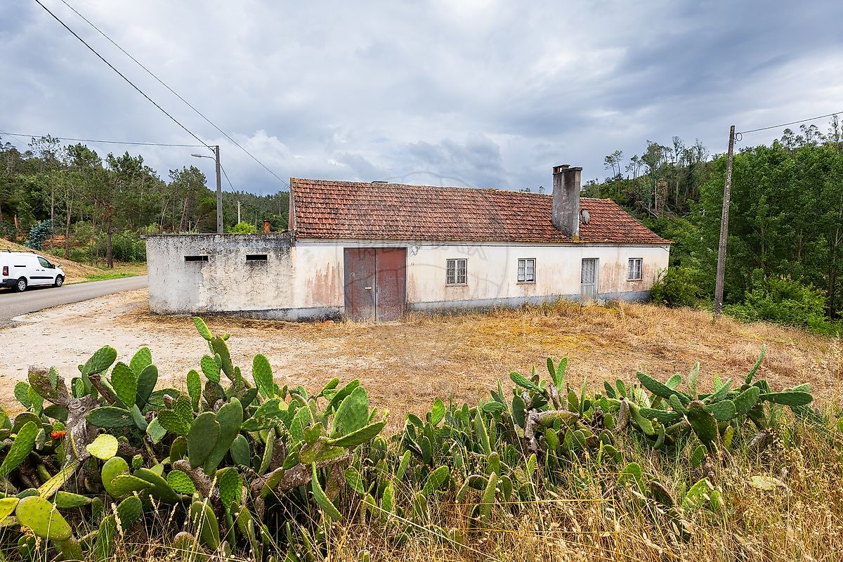 Moradia - Monte Redondo e Carreira, Leiria, Leiria