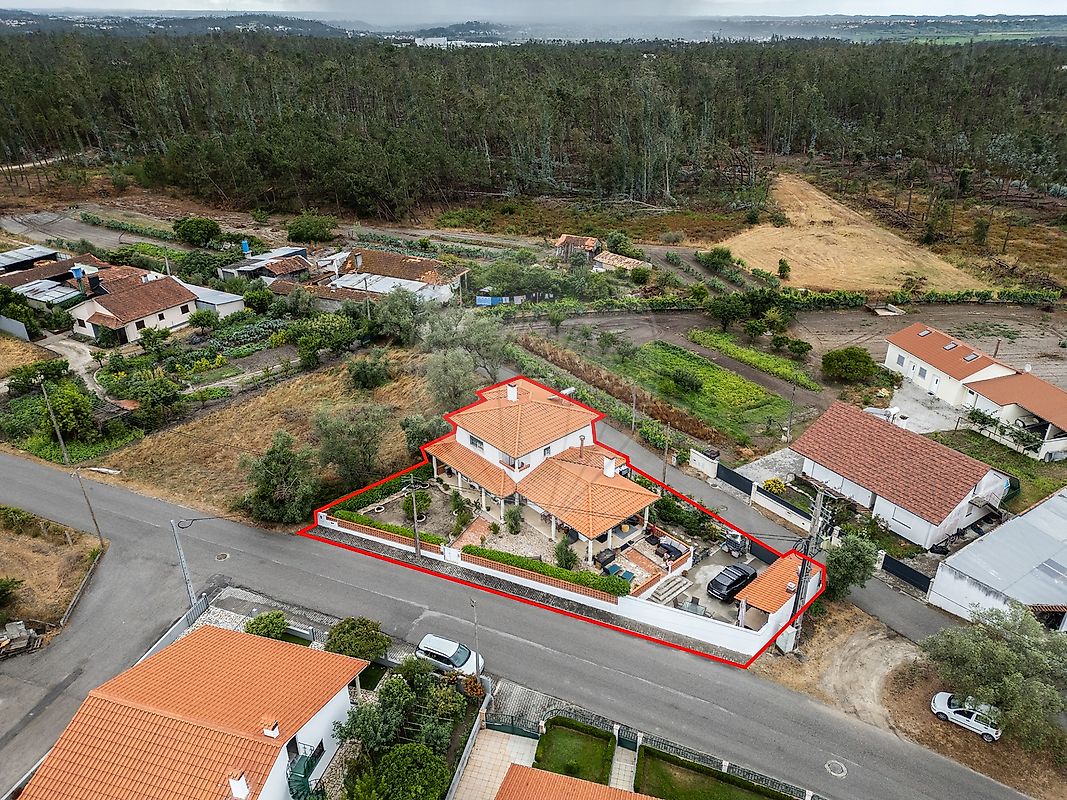 Moradia T4 à venda em Monte Redondo e Carreira, Leiria — foto 35