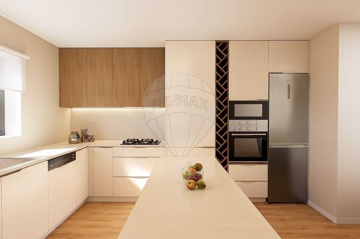 Apartamento T3 à venda em Porto de Mós