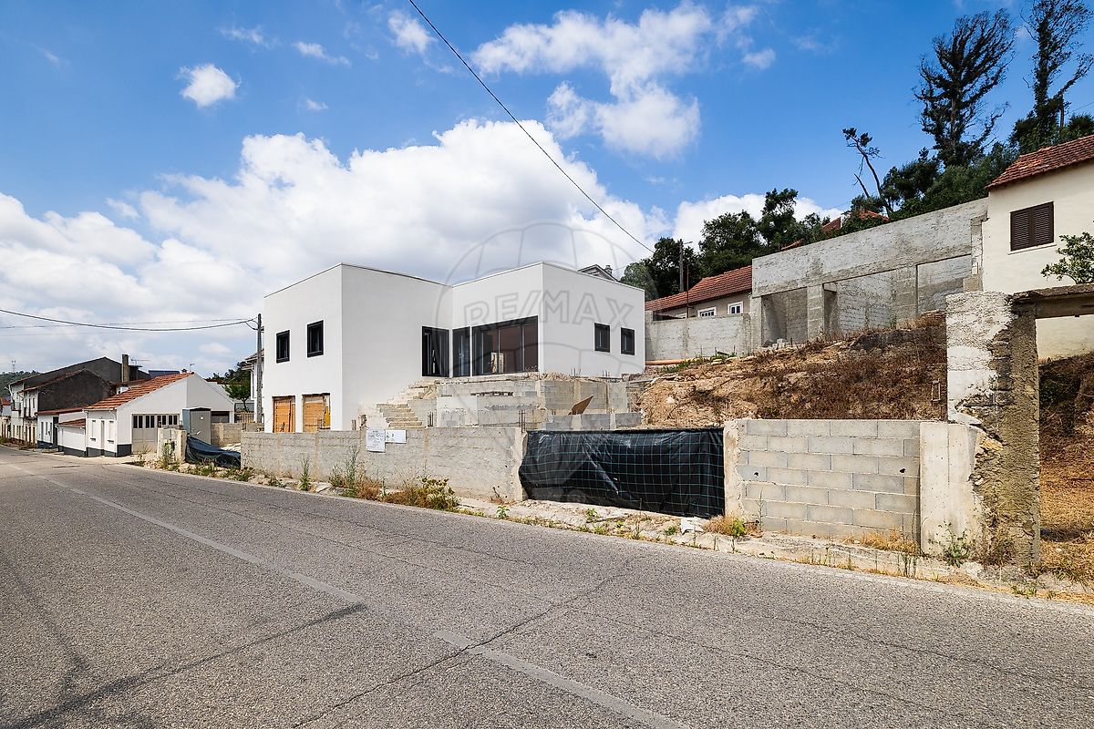 Apartamento T3 à venda em Leiria