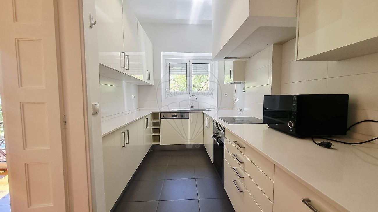 listing 120261304-142 picture-0