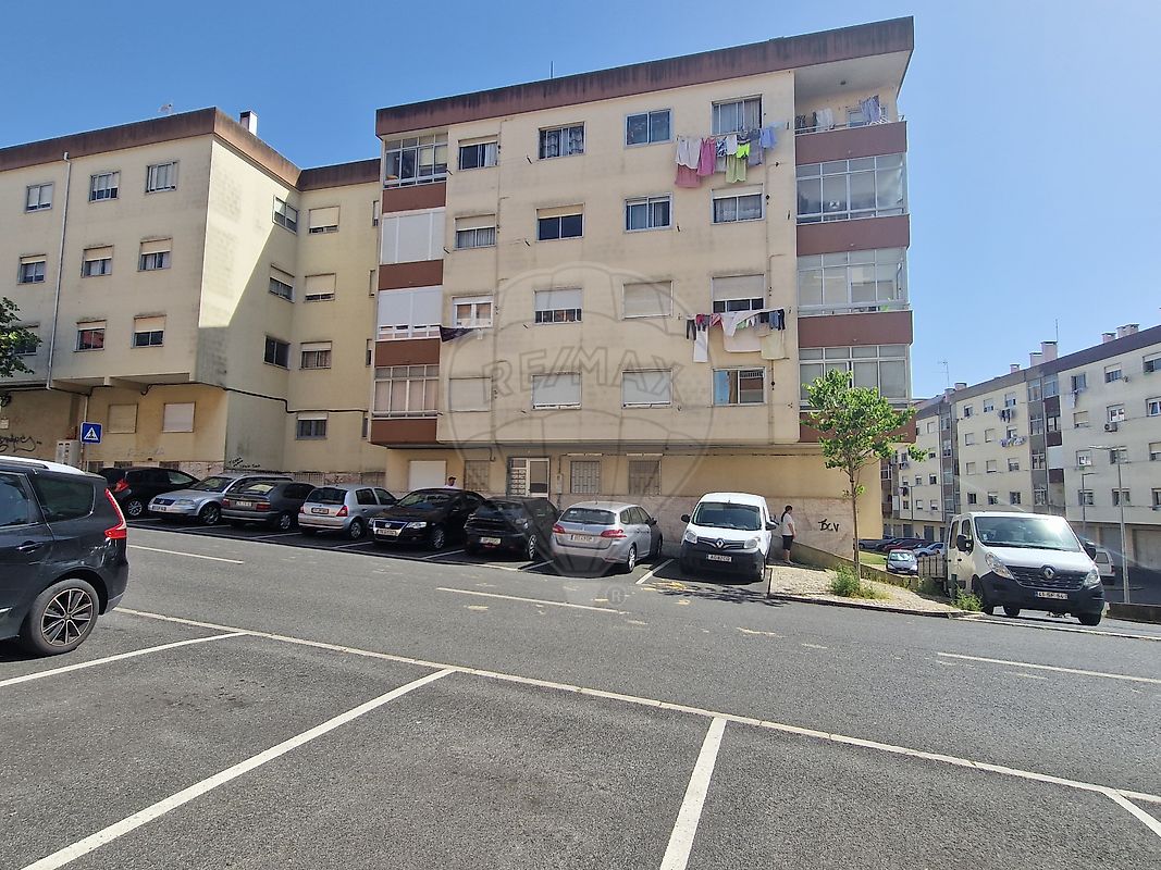 Apartamento T2 à venda em Sintra