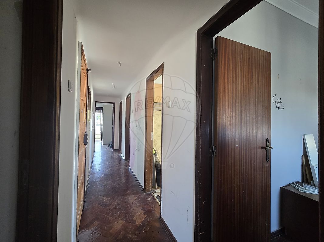 Apartamento T3 à venda em Sintra