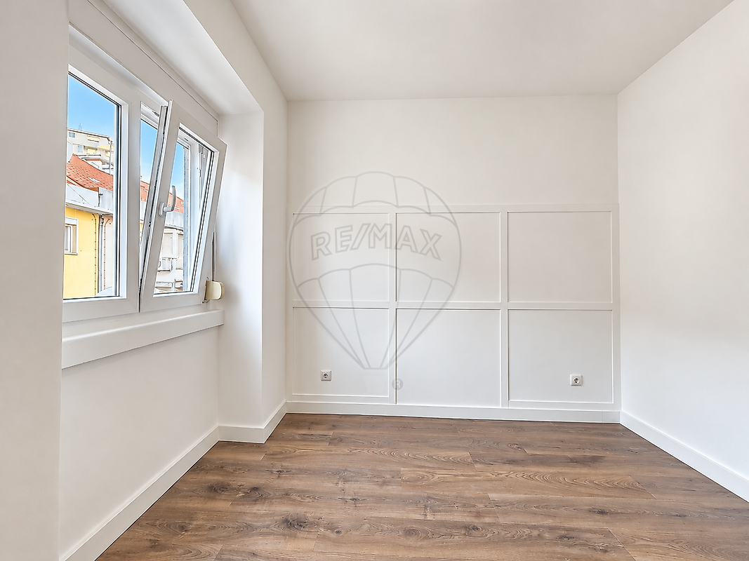 Apartamento T3 à venda em Mina de Água, Amadora — foto 14