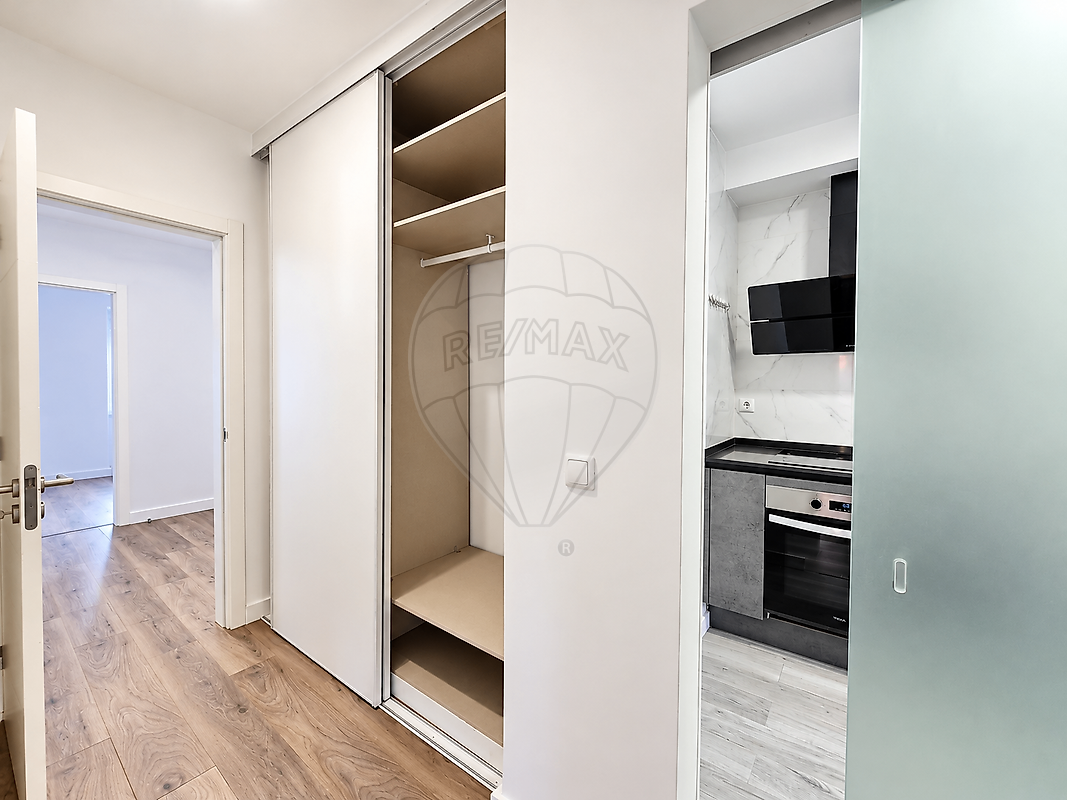 Apartamento T3 à venda em Mina de Água, Amadora — foto 10