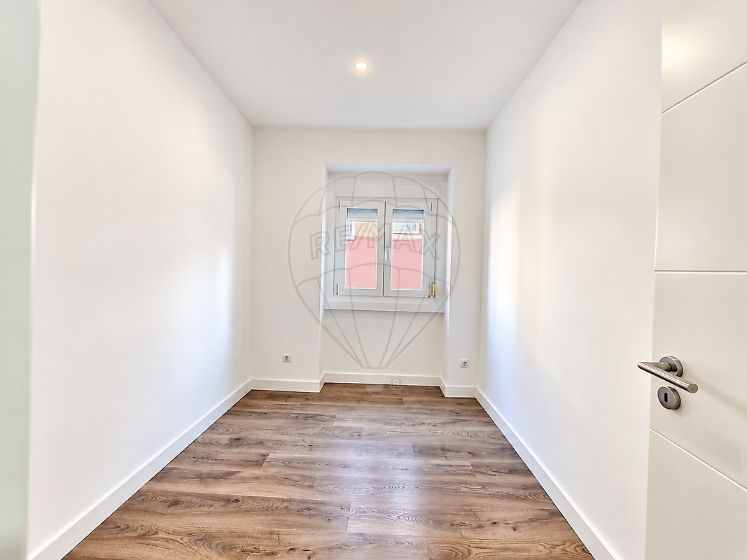 Apartamento T3 à venda em Mina de Água, Amadora — foto 15
