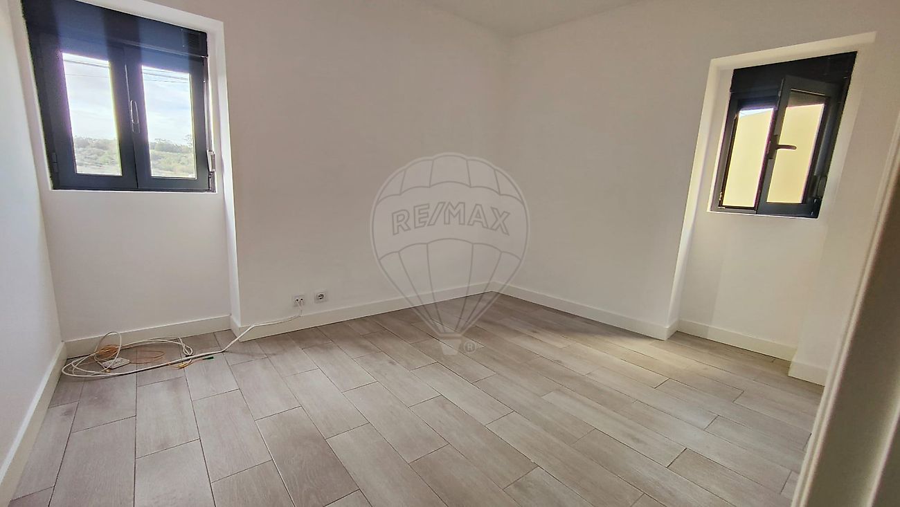 Apartamento T2 à venda em Sintra