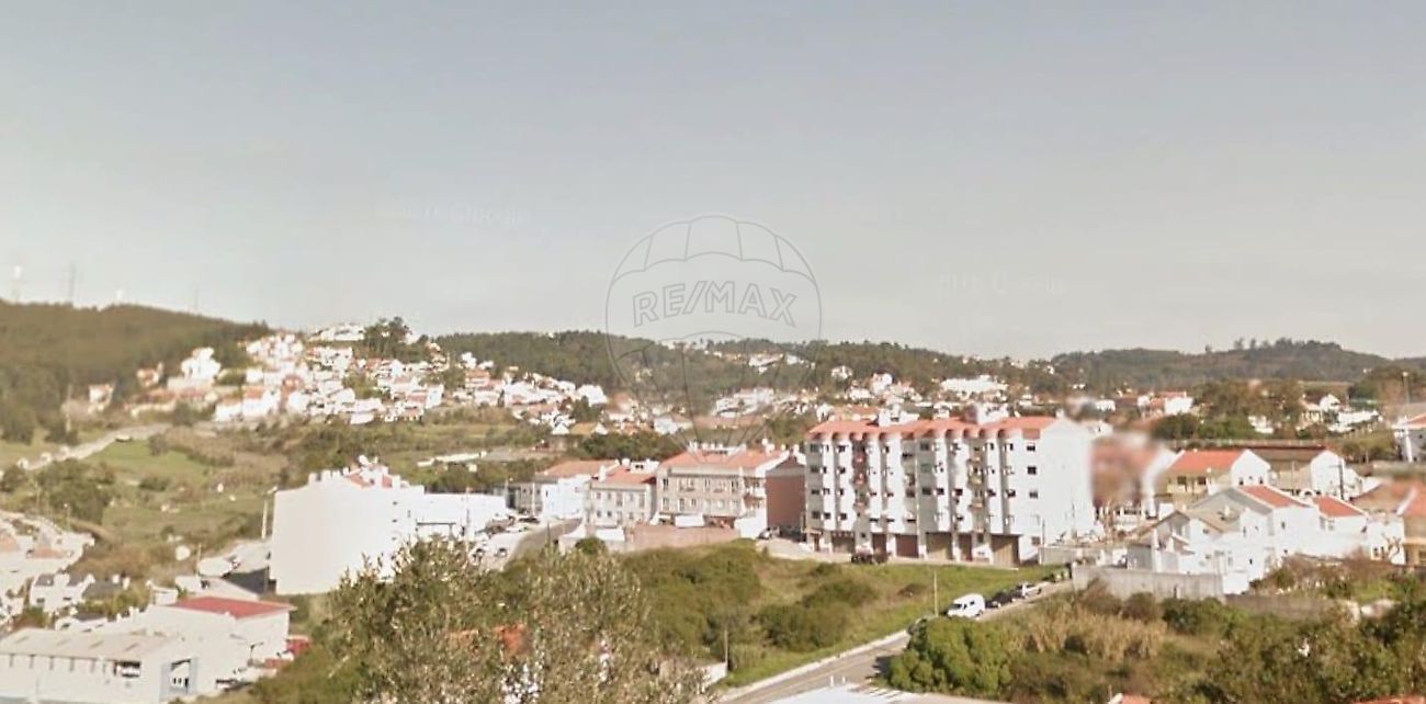 Terreno à venda em Amadora