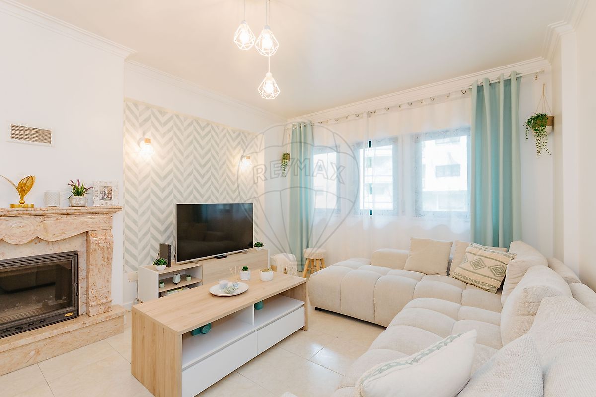 Apartamento T2 à venda em Sintra