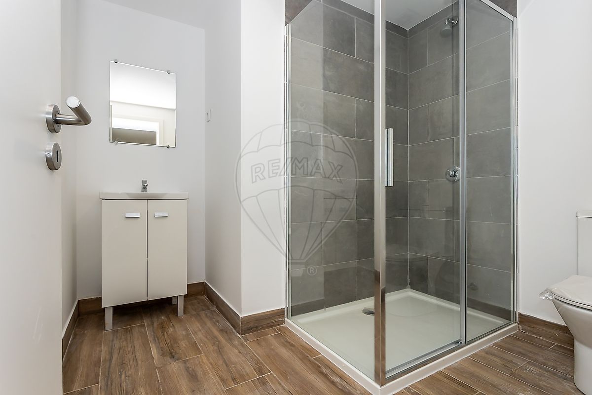Apartamento T0 em Queluz e Belas 4