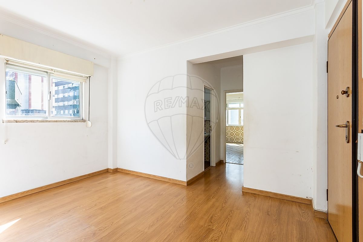 Apartamento T2 à venda em Odivelas
