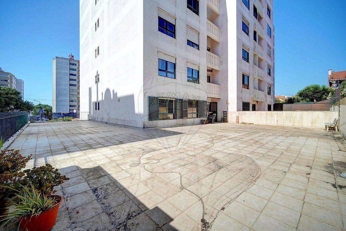 Apartamento T3 à venda em Sintra