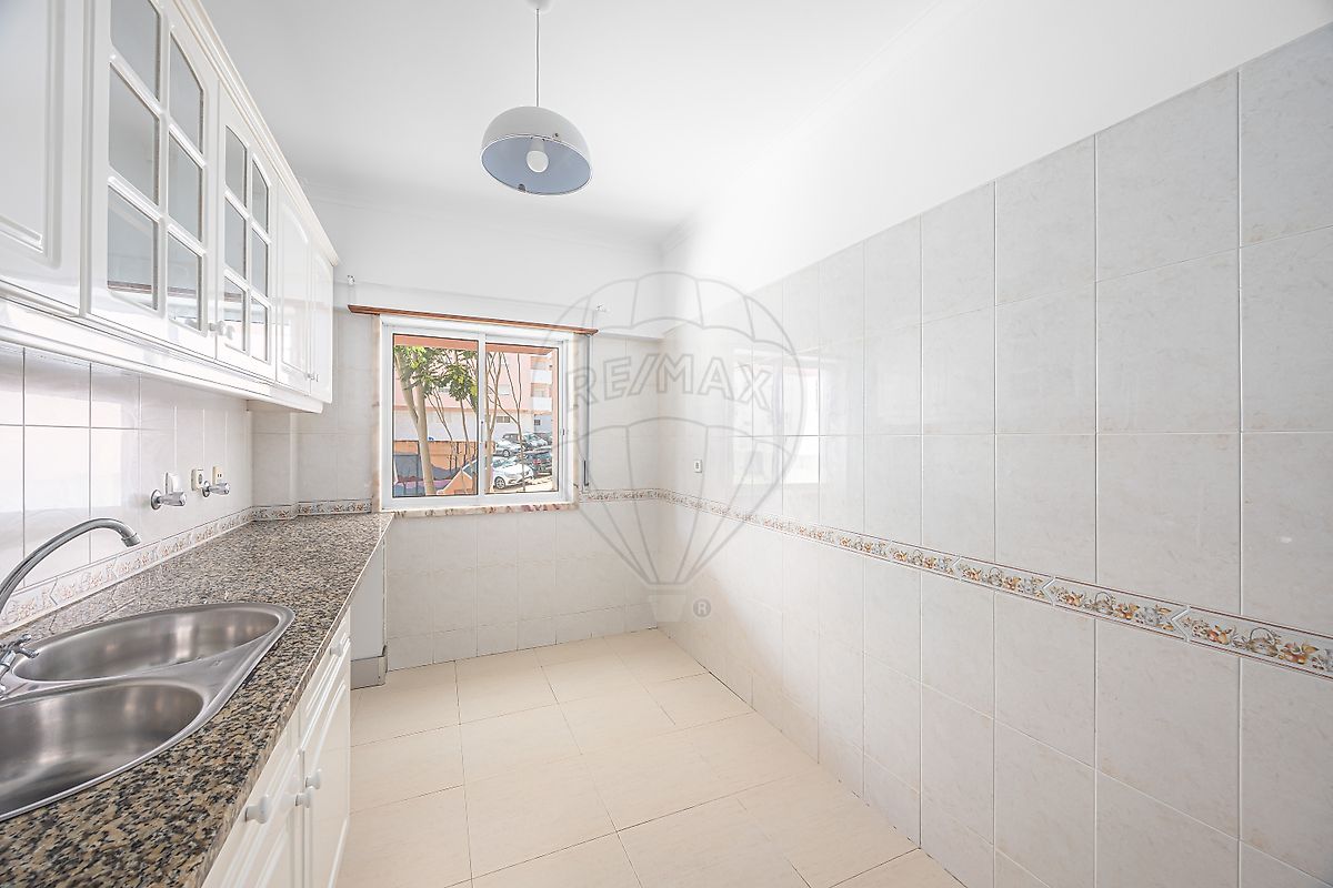Apartamento T1 à venda em Sintra