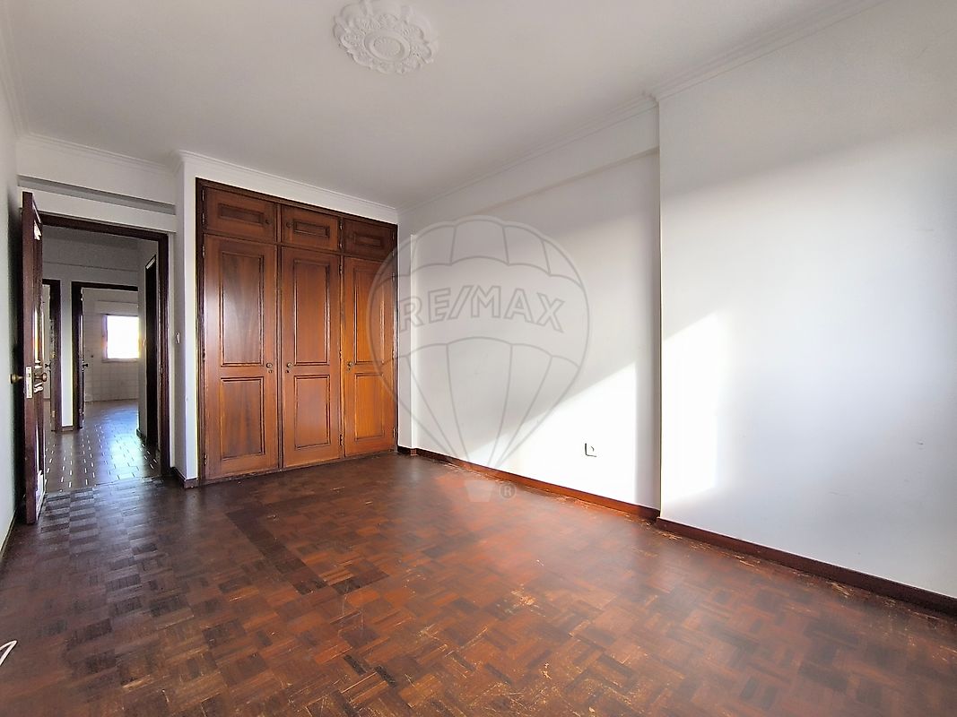 Apartamento T2 à venda em Sintra