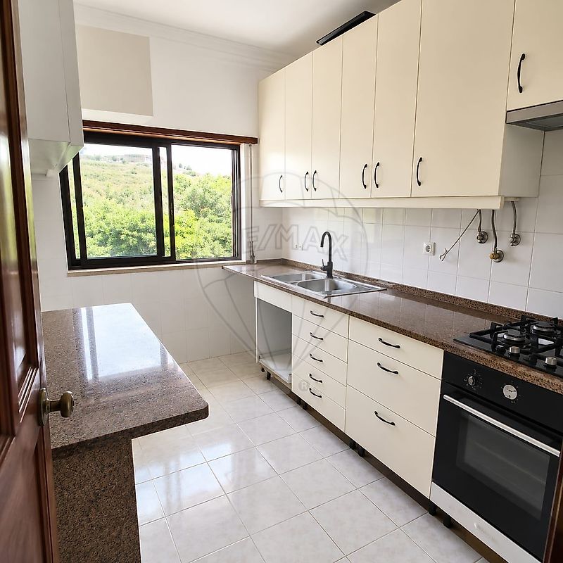 Apartamento T1 à venda em Sintra