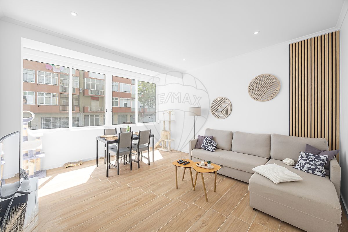 Apartamento T1 - Águas Livres, Amadora, Lisboa