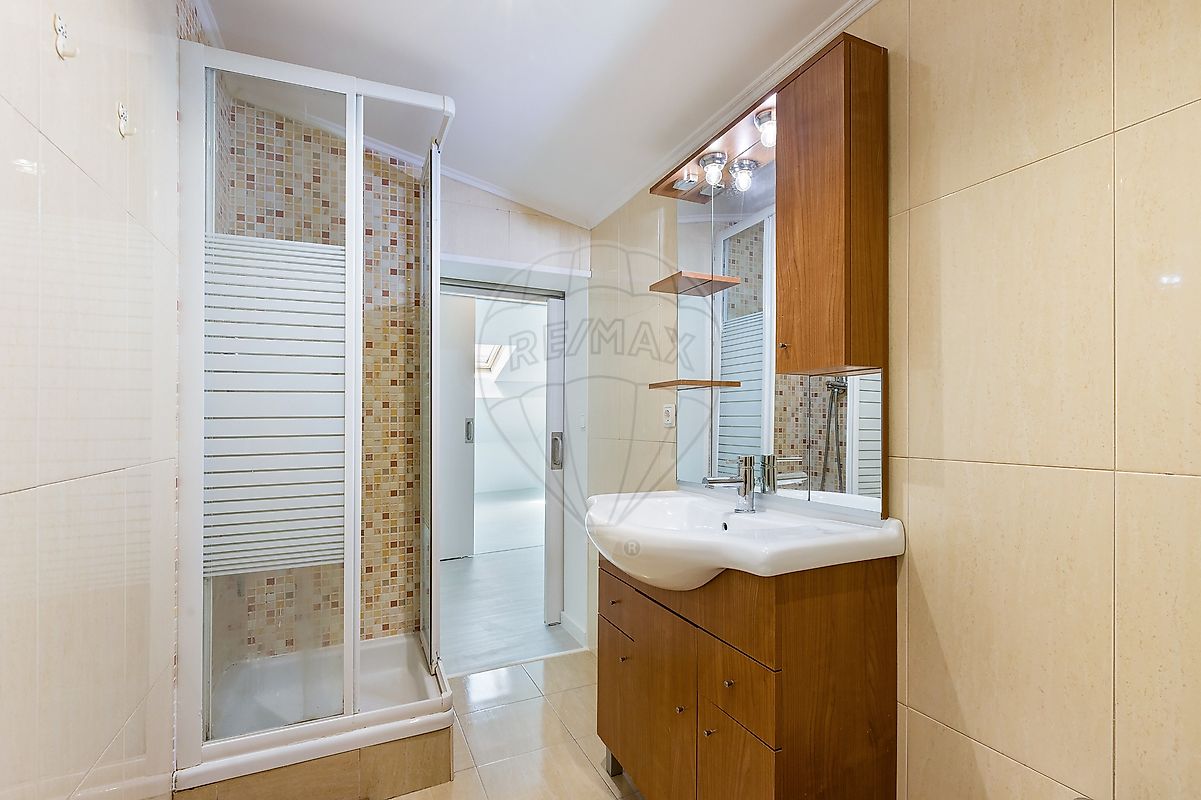 Apartamento T2 à venda em Santo António, Lisboa — foto 13