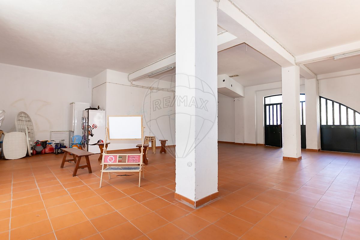 listing 120401207-98 picture-0