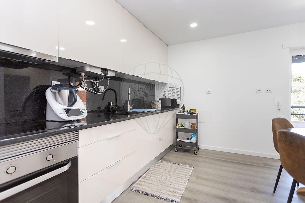 listing 120401207-98 picture-0
