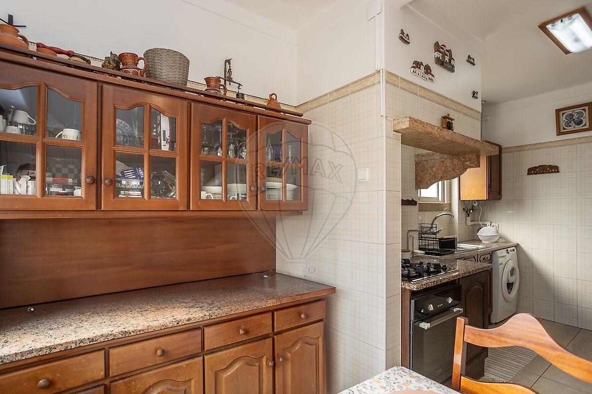 listing 120401015-2590 picture-0