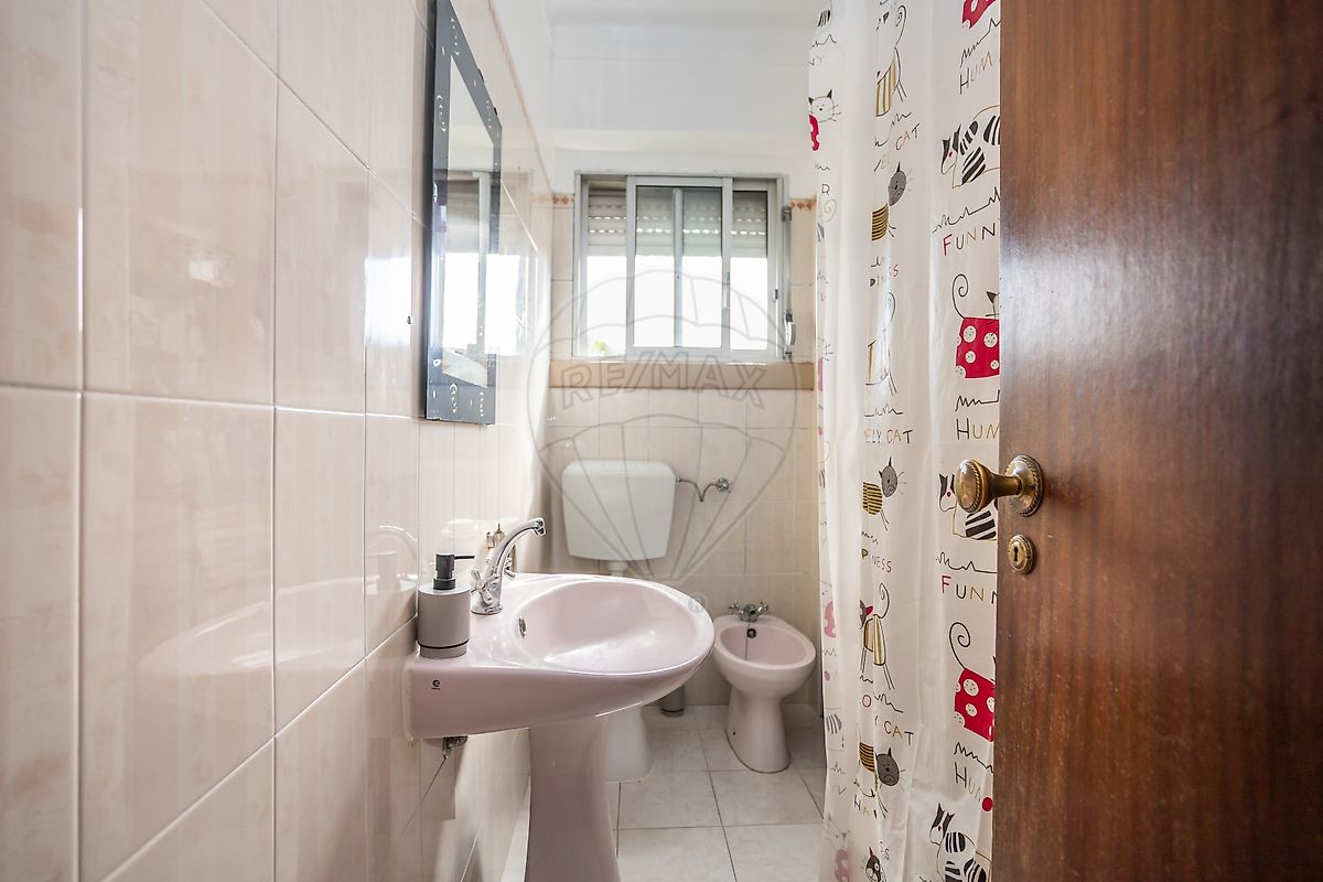 listing 120401015-2590 picture-0