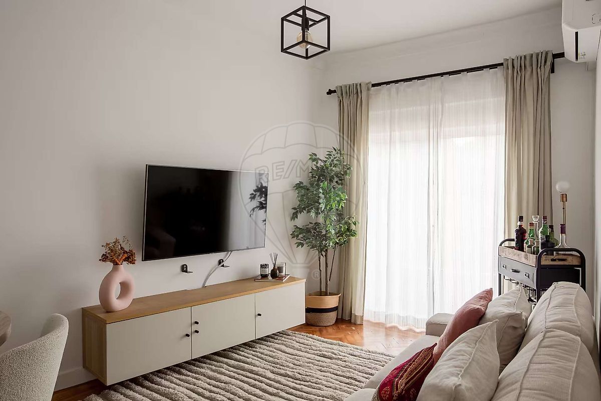 Apartamento T2 à venda em Almada
