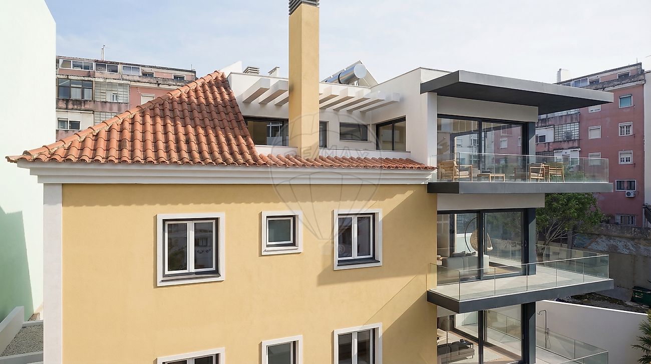 Apartamento T3 à venda em Almada