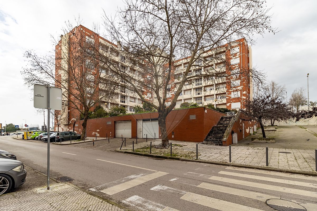 Apartamento T3 à venda em Almada