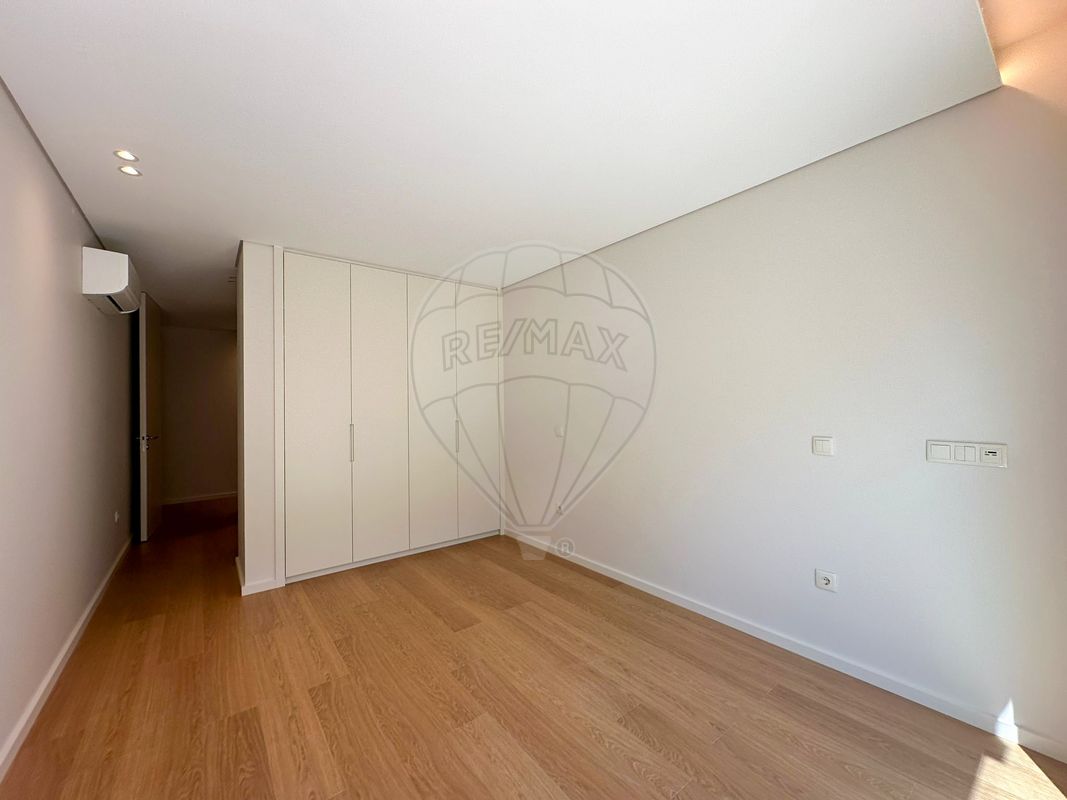 listing 120421005-878 picture-0