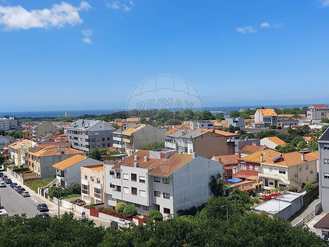 Apartamento T3 à venda em Porto