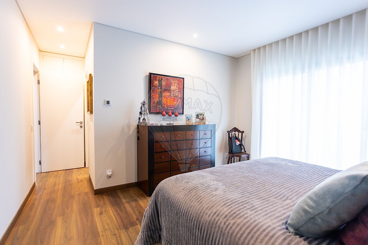 listing 120431560-3 picture-0