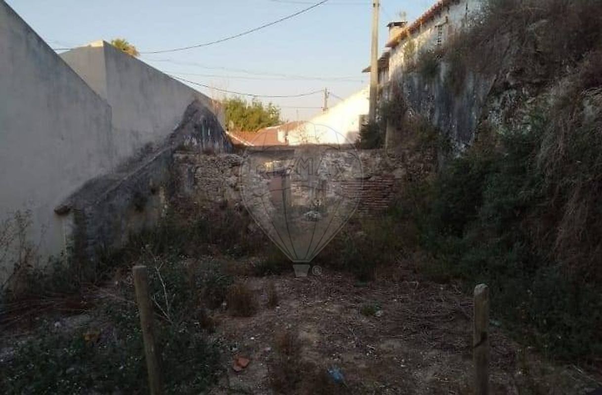Moradia T1 para venda