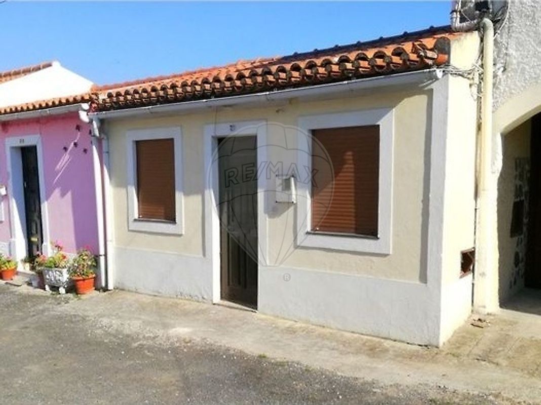 Moradia T2 à venda em Santarém