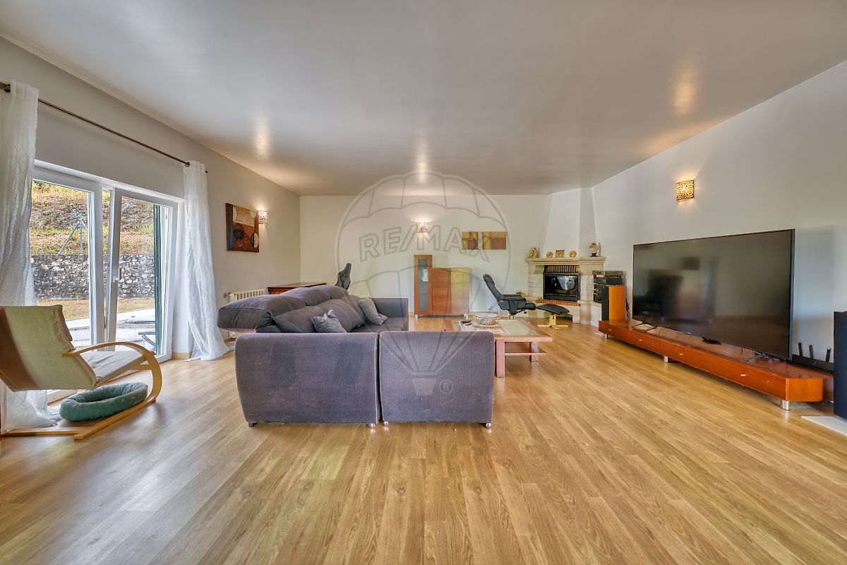 Moradia T6+ à venda em Romeira e Várzea, Santarém — foto 12