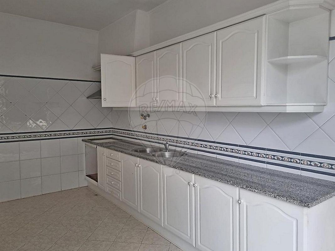 Apartamento T3 à venda em Santarém (Marvila), Santa Iria da Ribeira de Santarém, Santarém (São Salvador) e Santarém (São Nicolau), Santarém — foto 4