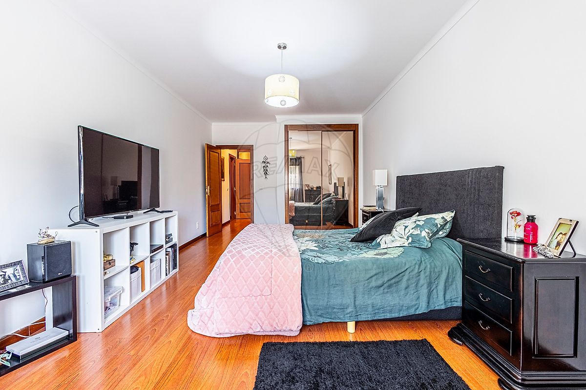 Apartamento T4 em Almeirim, €345.000