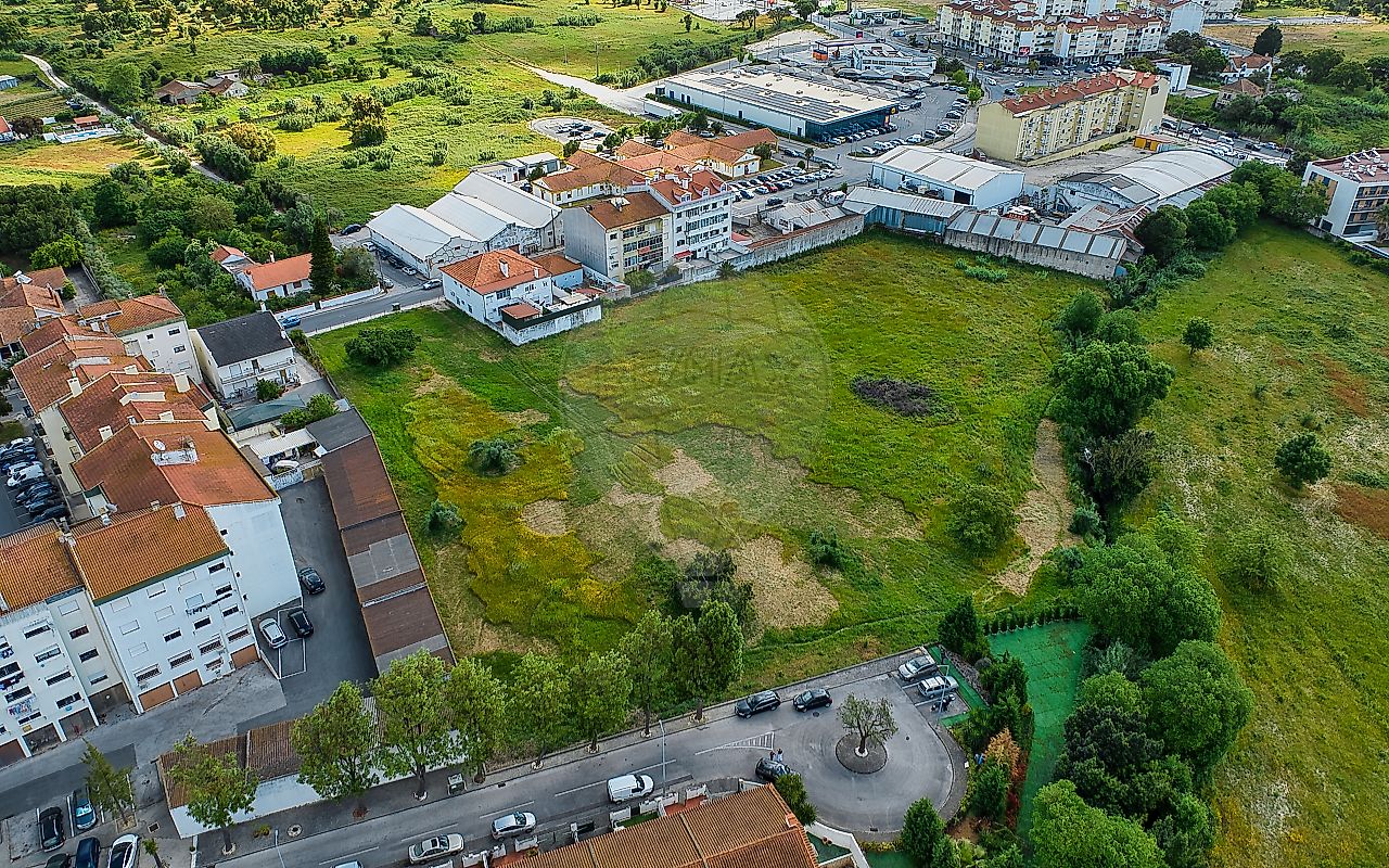 Terreno à venda em Cartaxo