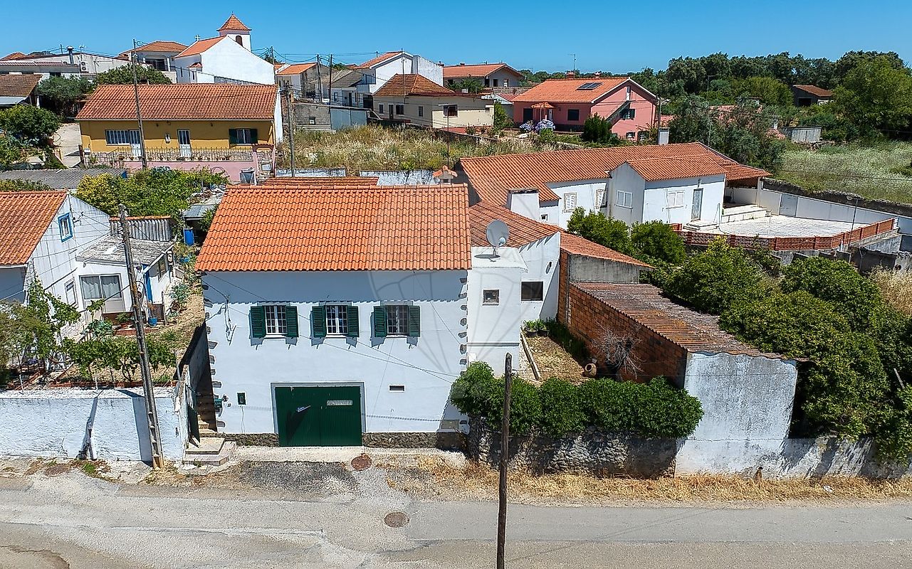 Moradia T2 à venda em Achete, Azoia de Baixo e Póvoa de Santarém, Santarém — foto 2