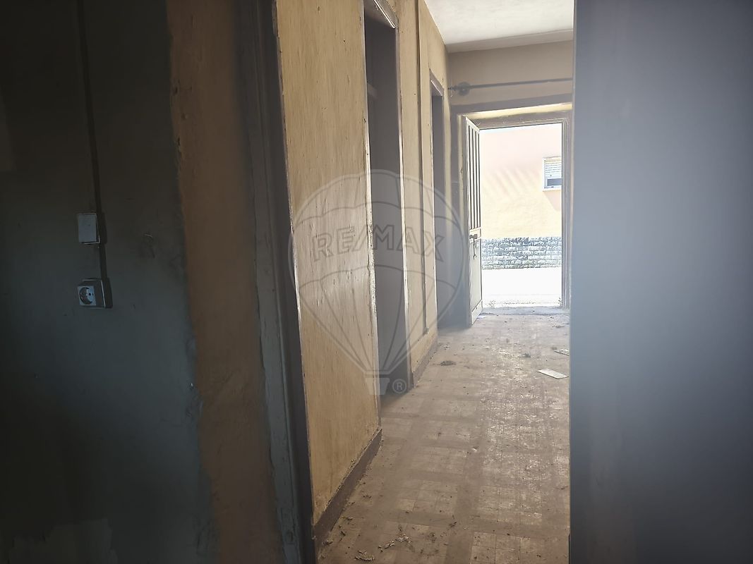 Moradia T2 à venda em Arneiro das Milhariças, Santarém — foto 15