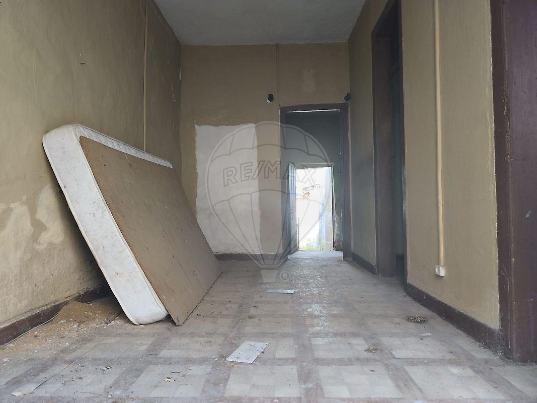 Moradia T2 à venda em Arneiro das Milhariças, Santarém — foto 12