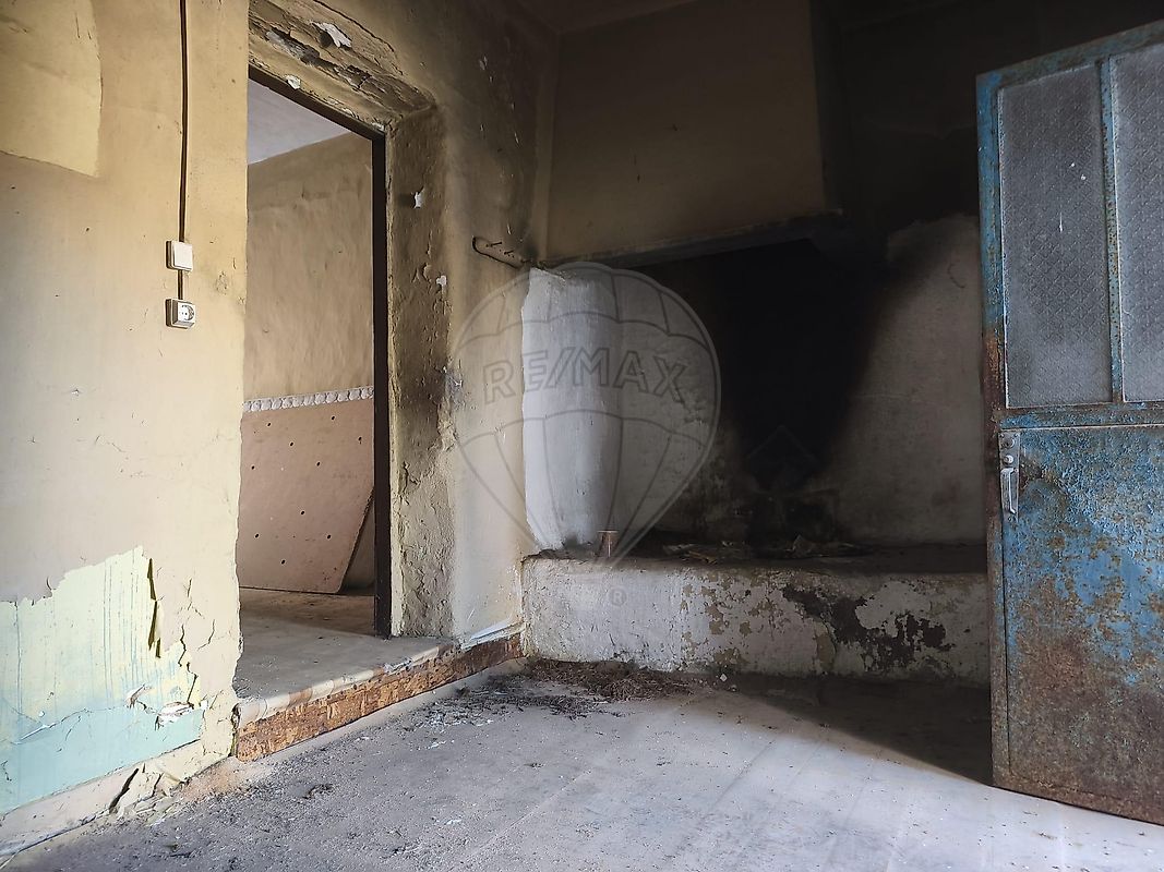 Moradia T2 à venda em Arneiro das Milhariças, Santarém — foto 8