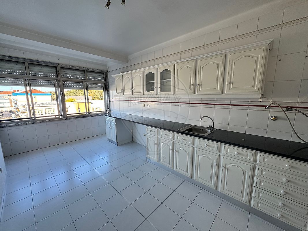 Apartamento T2 à venda em Santarém (Marvila), Santa Iria da Ribeira de Santarém, Santarém (São Salvador) e Santarém (São Nicolau), Santarém — foto 8