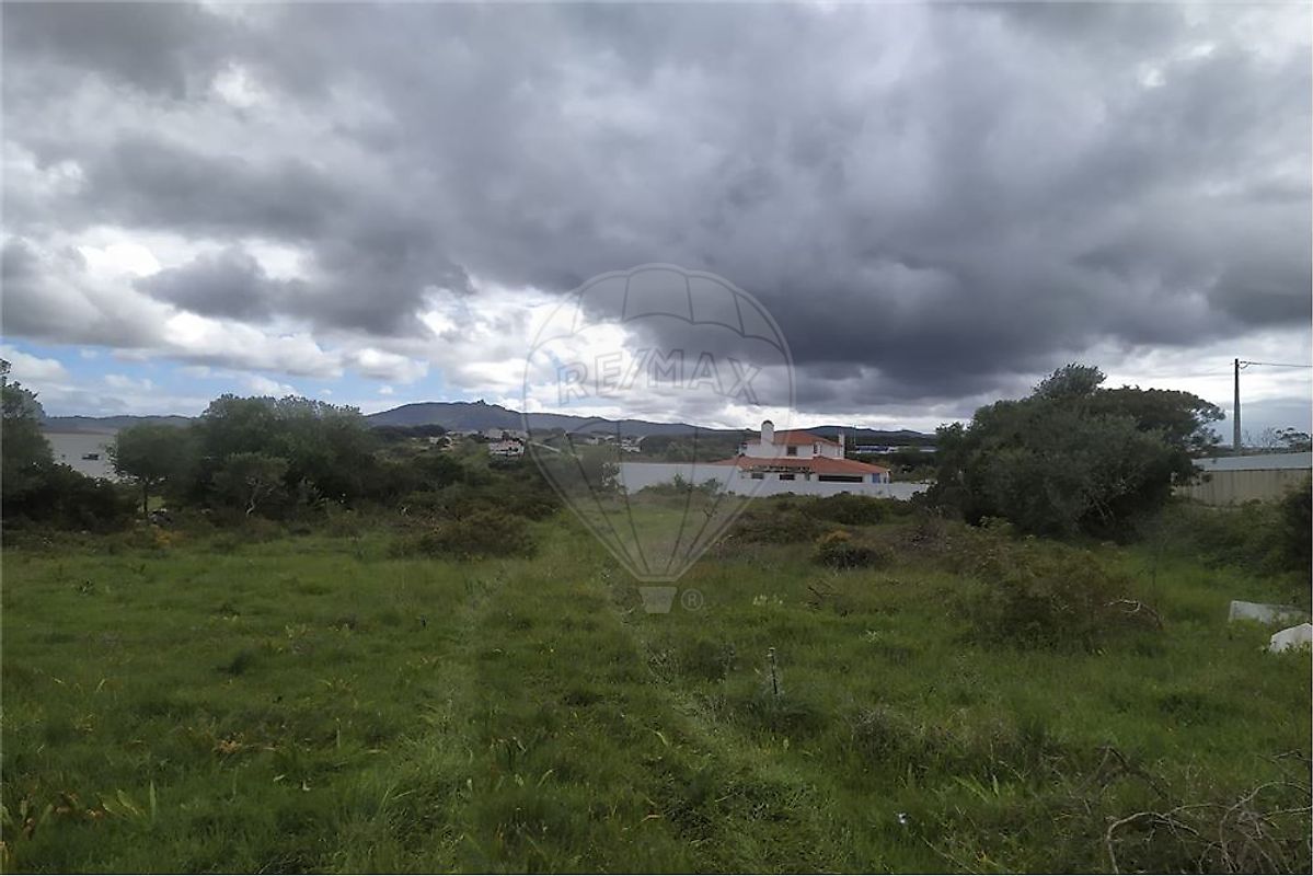 Terreno à venda em Terrugem