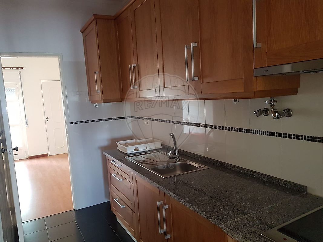Apartamento T1 à venda em Sintra