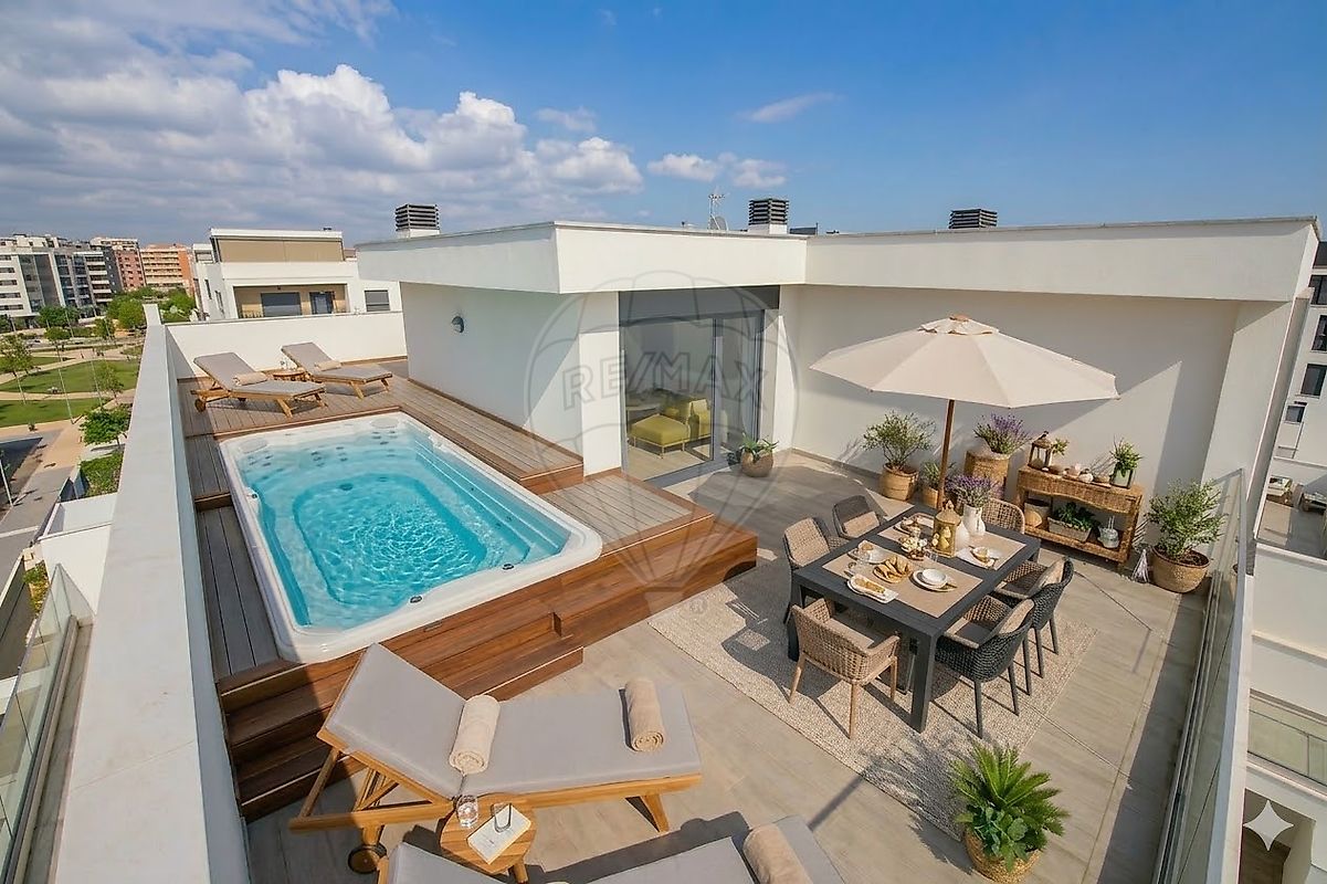 Apartamento T3 à venda em Oeiras